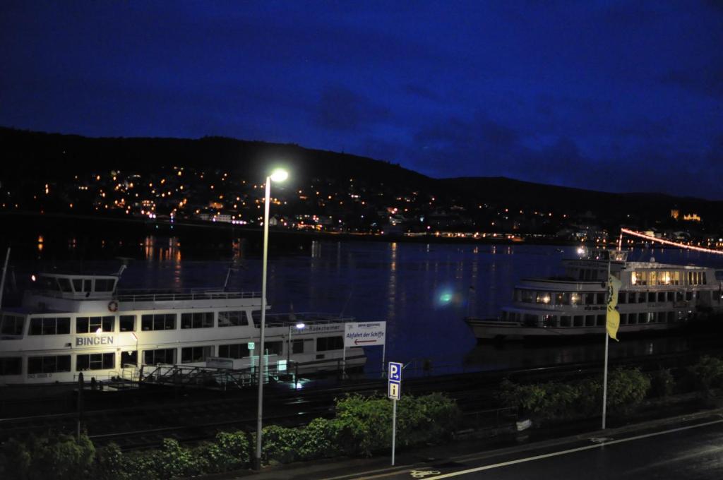 Hotel Krone Ruedesheim Rüdesheim am Rhein Kültér fotó